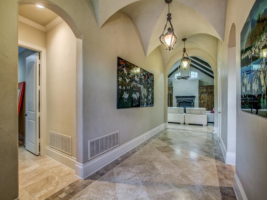 Gallery image 3