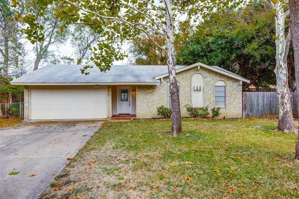 2605 Catalina Way