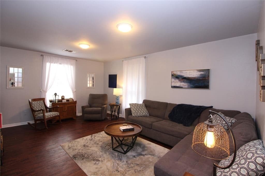 Gallery image 3