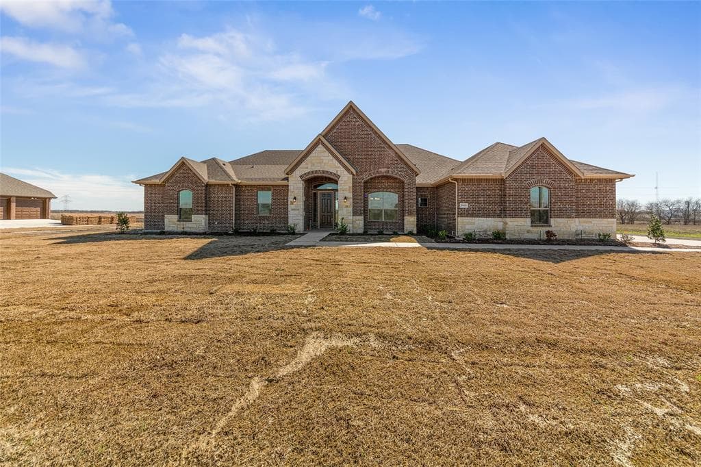 20424 County Road 1040