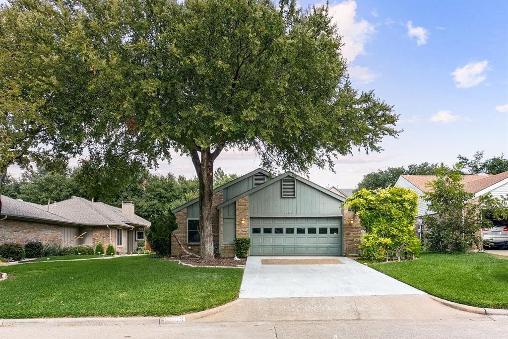 14828 Le Grande Dr