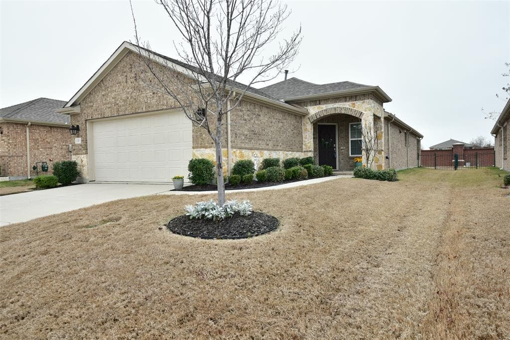 2337 Beachfront Dr