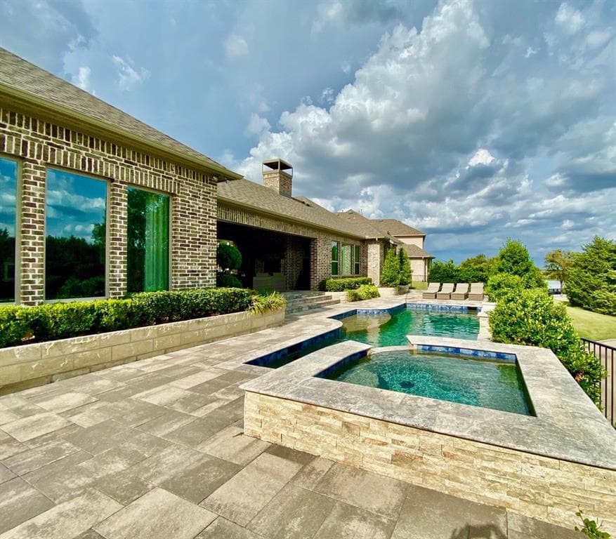 3050 Gentle Creek Trl