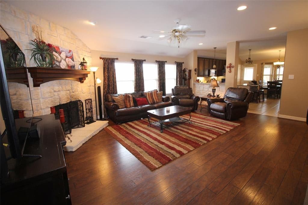 Gallery image 3
