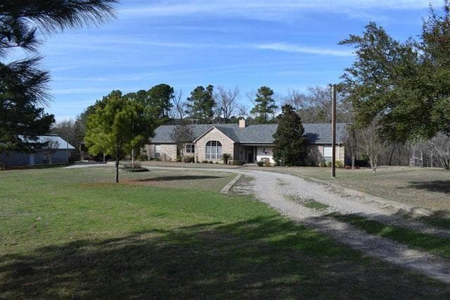 845 County Road 4677