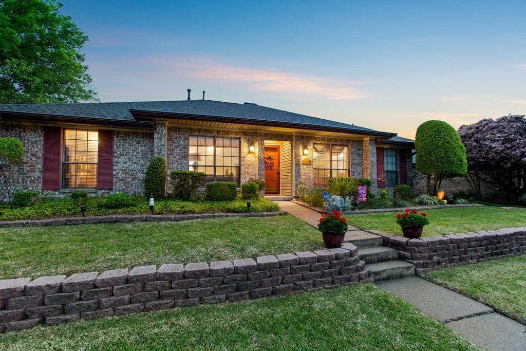 902 Placid Dr