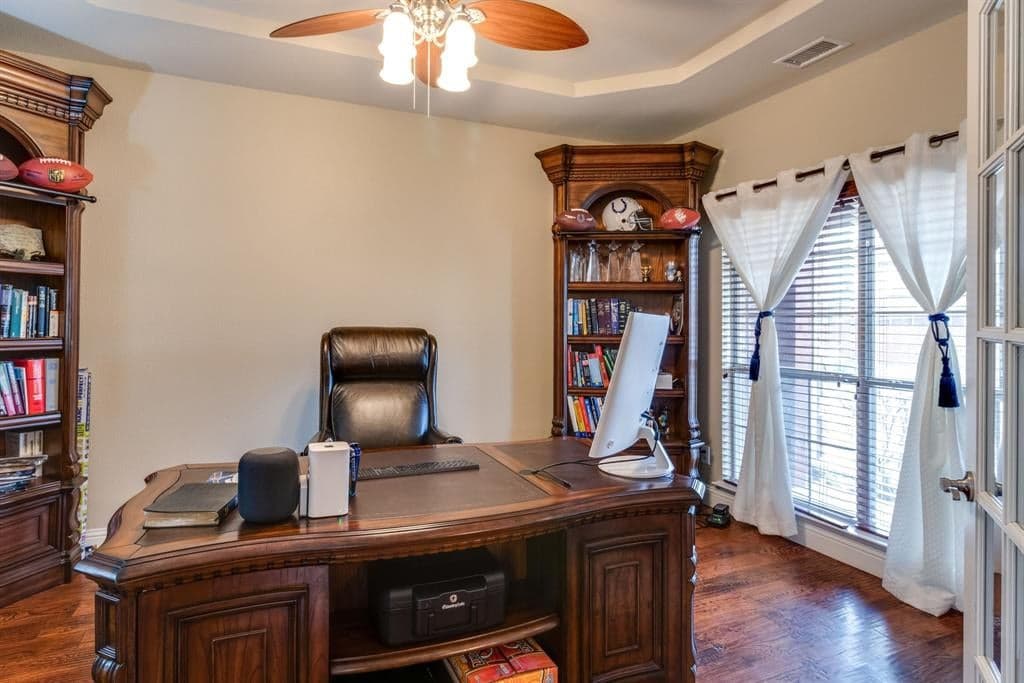 Gallery image 2
