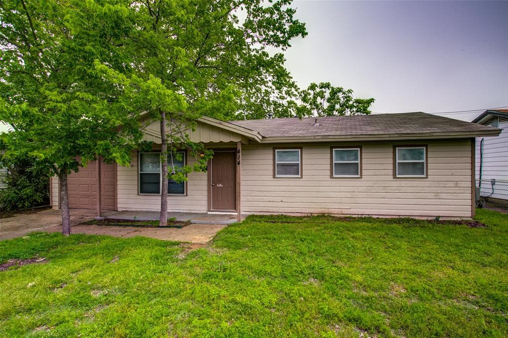 414 Himes Dr