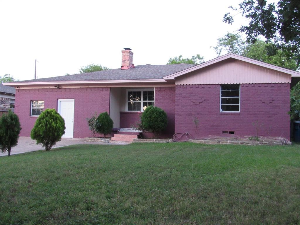 334 S Nachita Dr