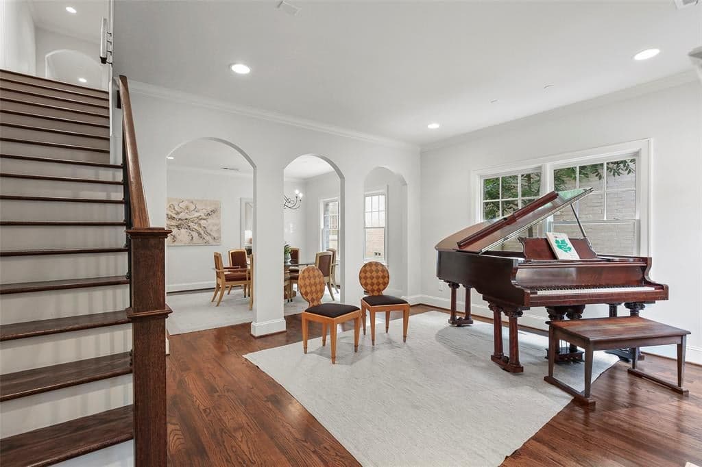 Gallery image 4