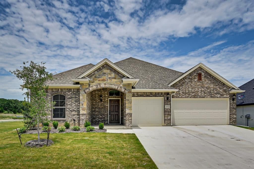 2552 Bunker Hill Dr