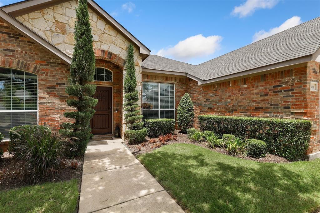 1411 Cowtown Dr
