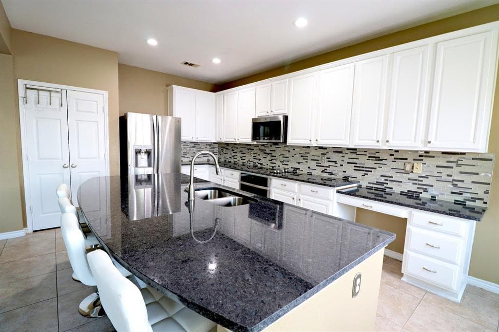 Gallery image 3