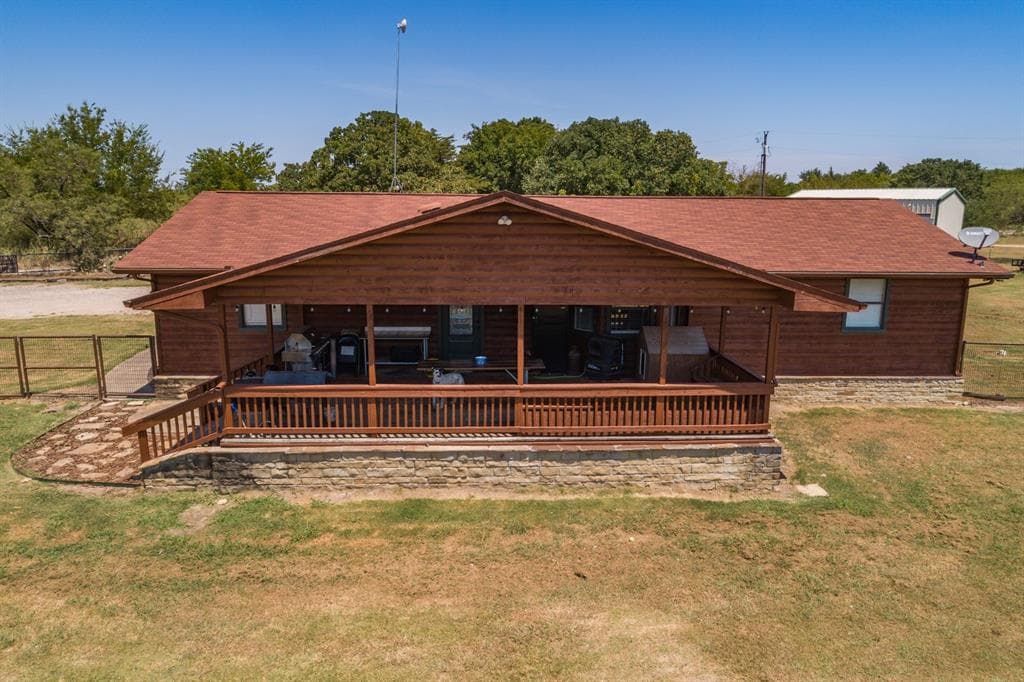9027 County Road 2474