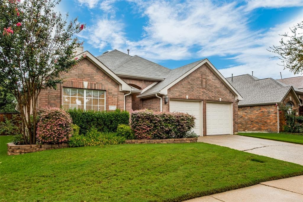 5528 Crystal Ct