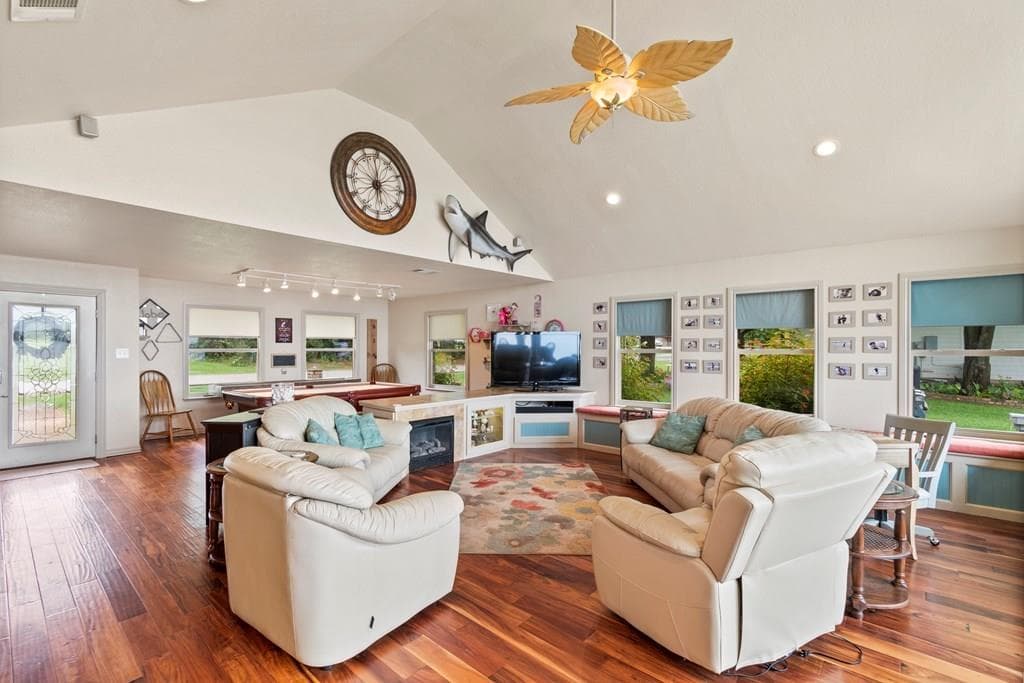 Gallery image 4
