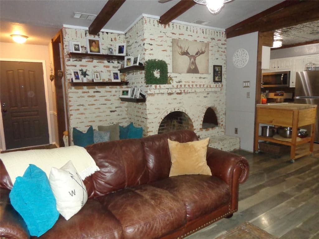 Gallery image 4