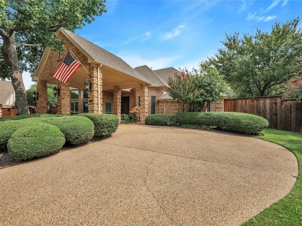 3301 Caleo Ct
