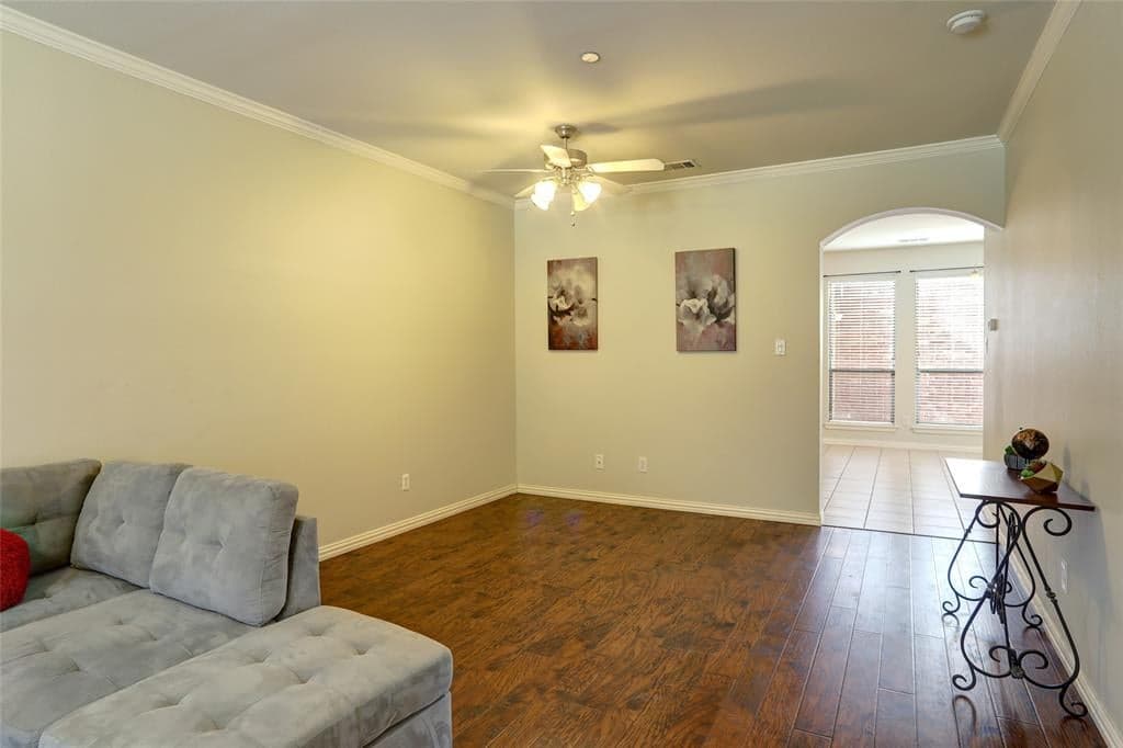 Gallery image 4
