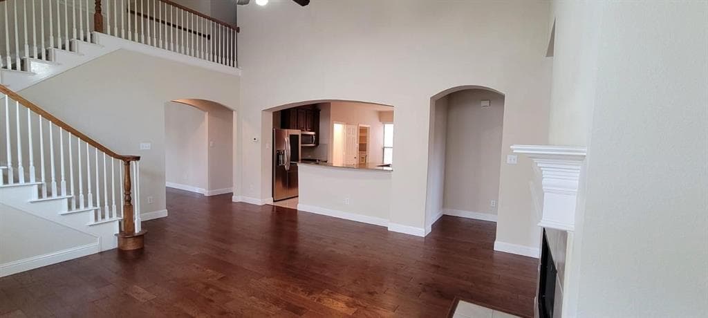 10319 Marchant Ln