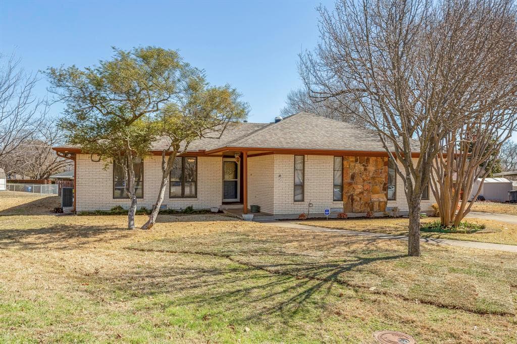 Main property image