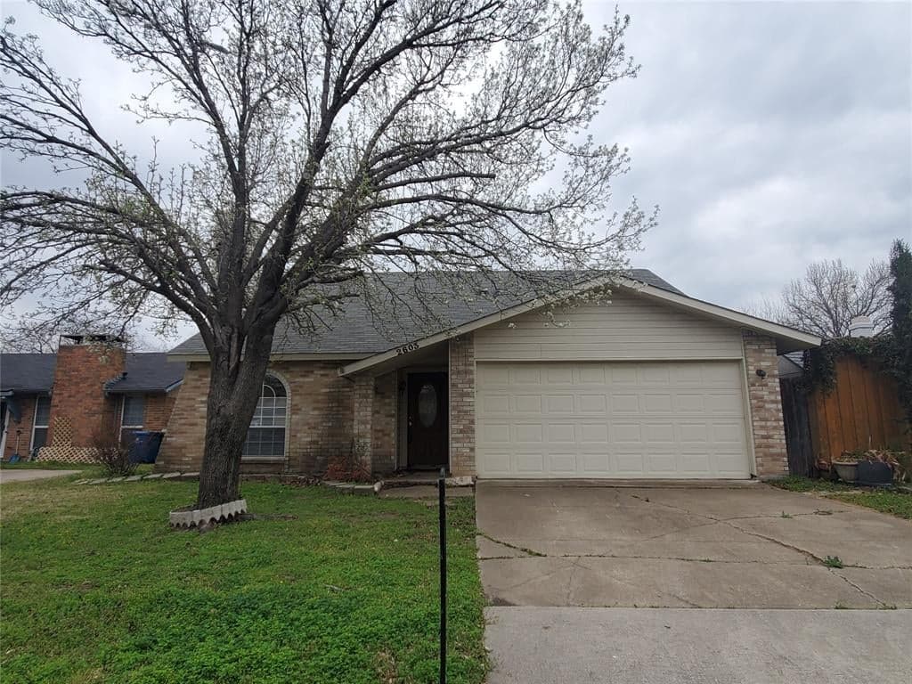 2603 Saint Albans Dr
