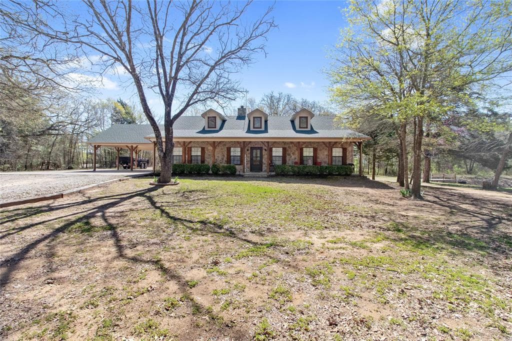 9967 County Road 4091