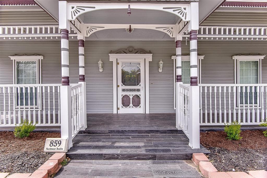 Gallery image 2