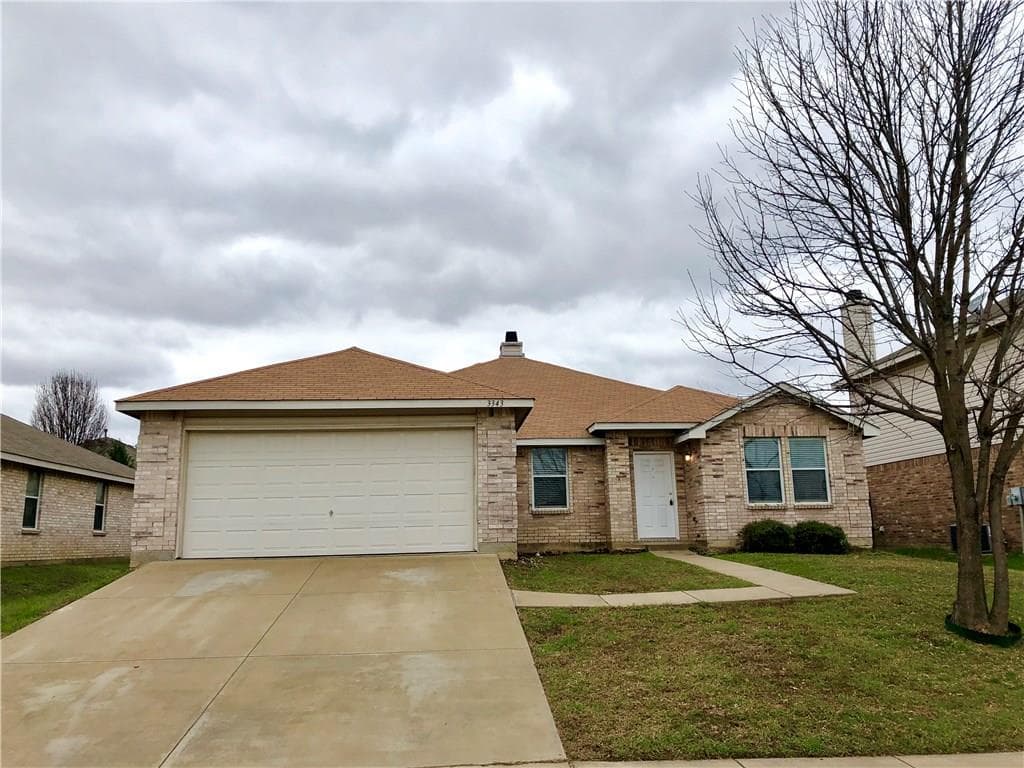 3343 Red Mine Ln