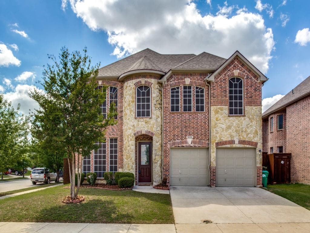 909 Tallahassee Dr