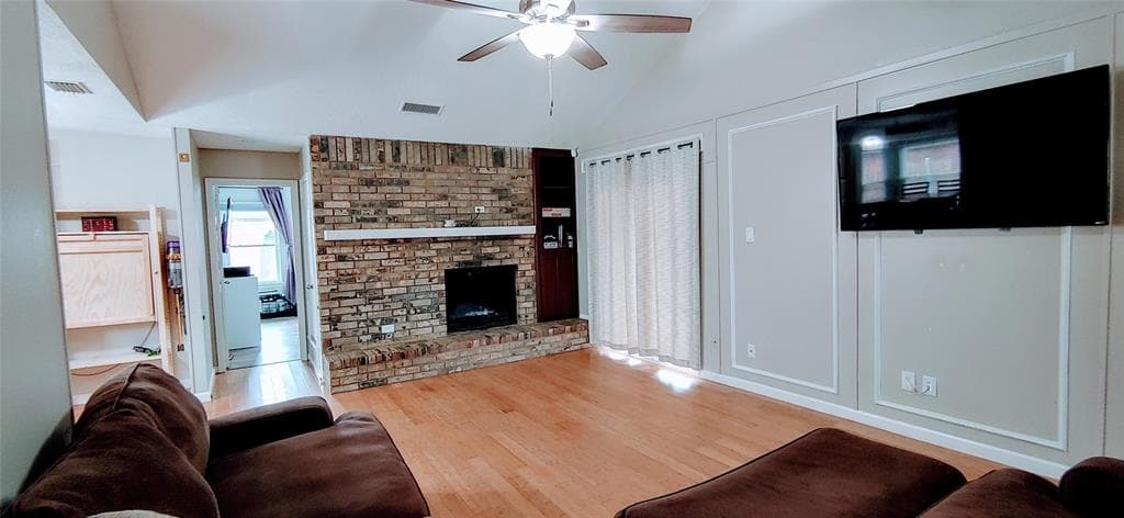Gallery image 2