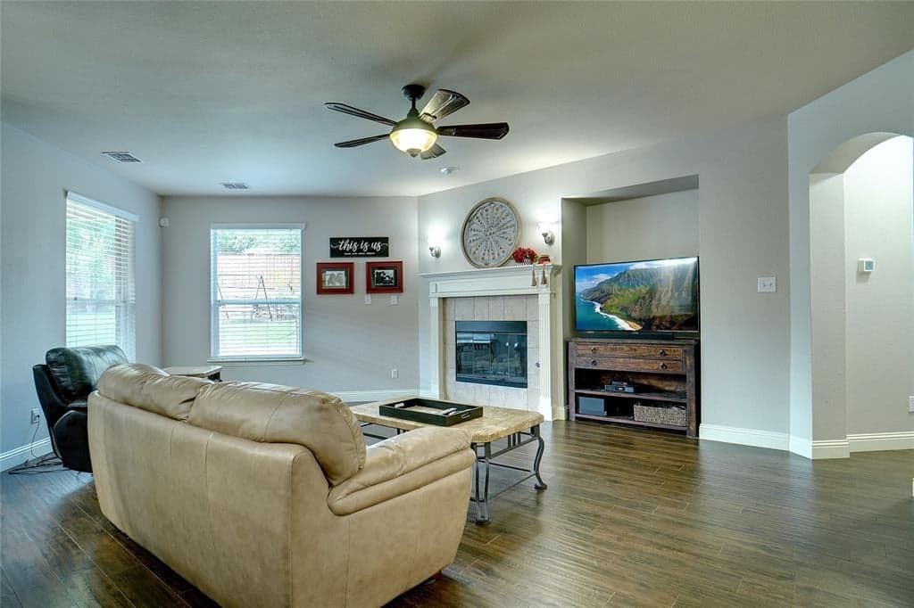 Gallery image 3