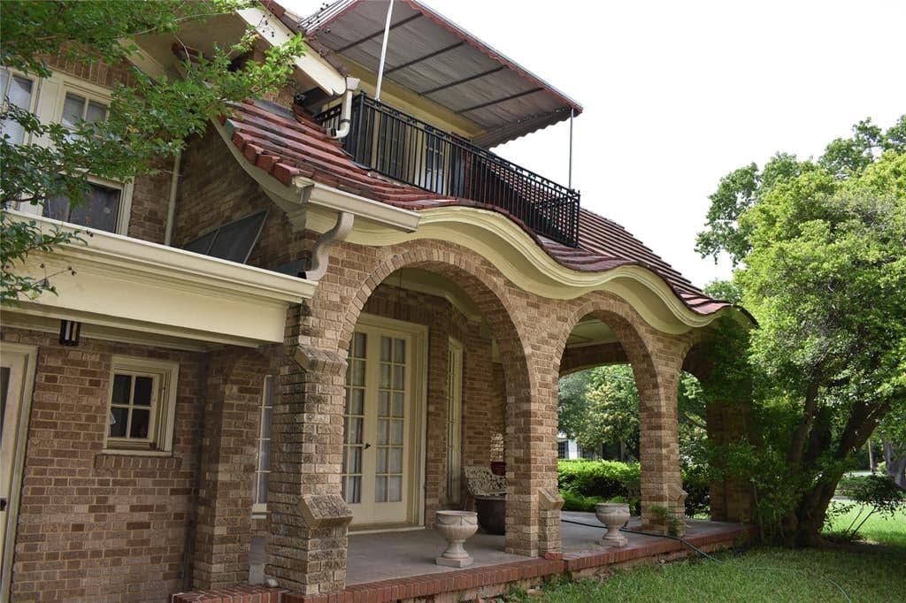 Gallery image 5