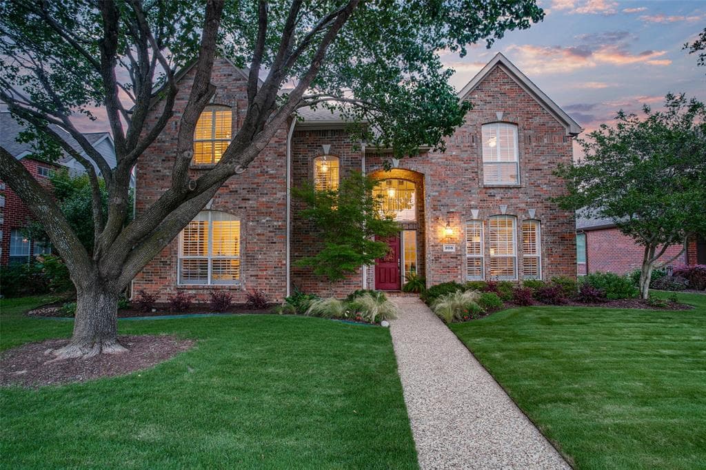 208 Driftwood Dr