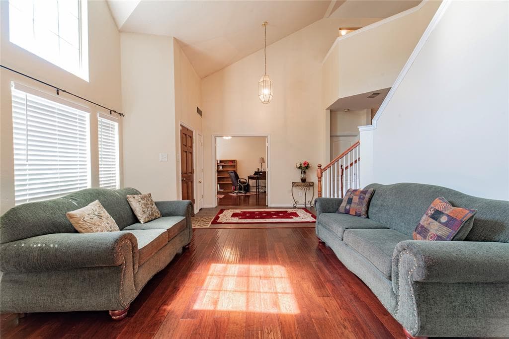 Gallery image 4