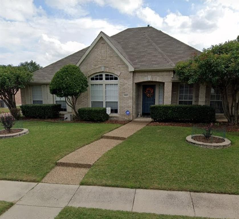 8407 Presidio Dr