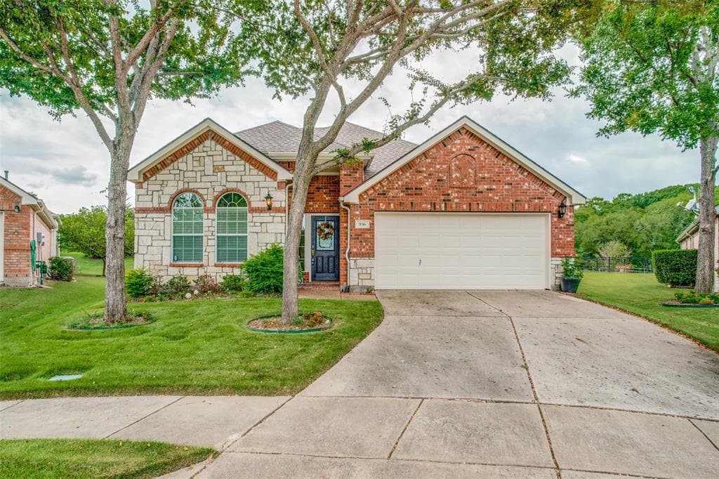 936 Cascade Dr