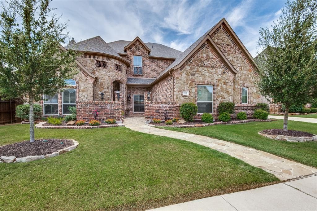 9016 Belshire Dr