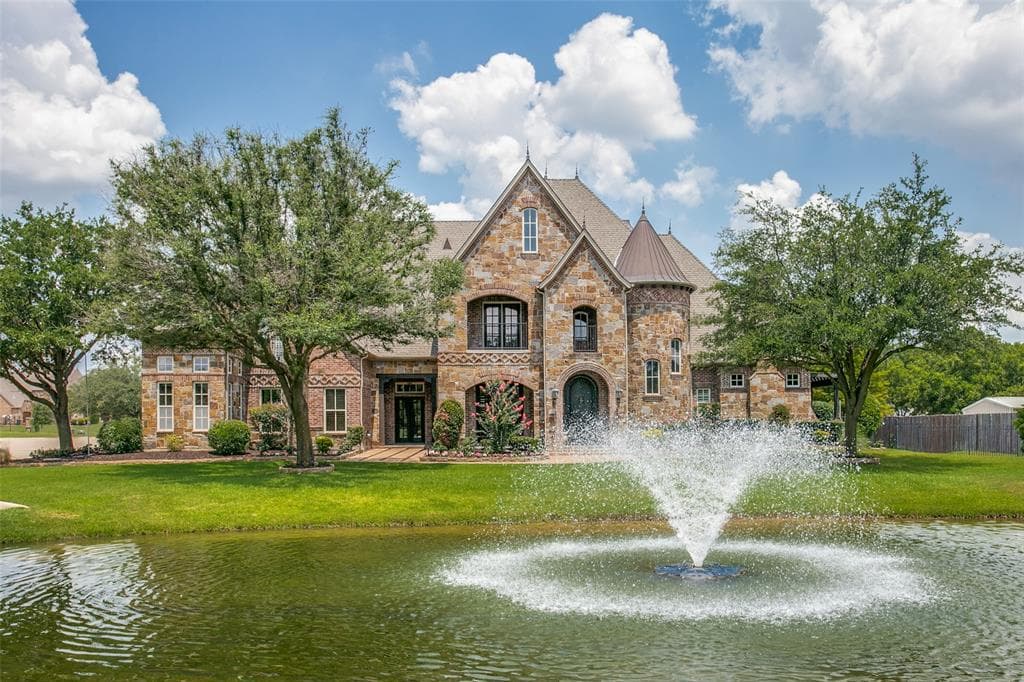 6095 Theresa Ln