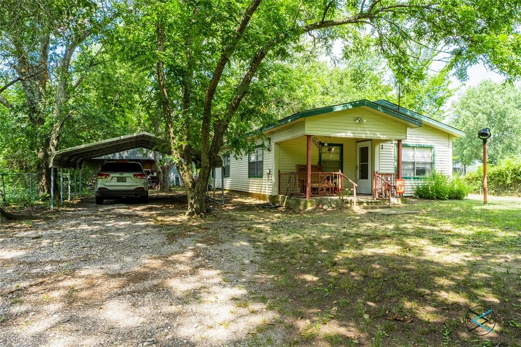 1612 County Road 2404