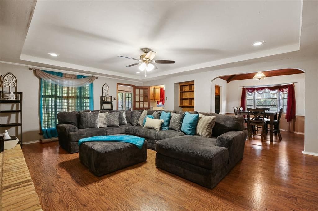 Gallery image 4