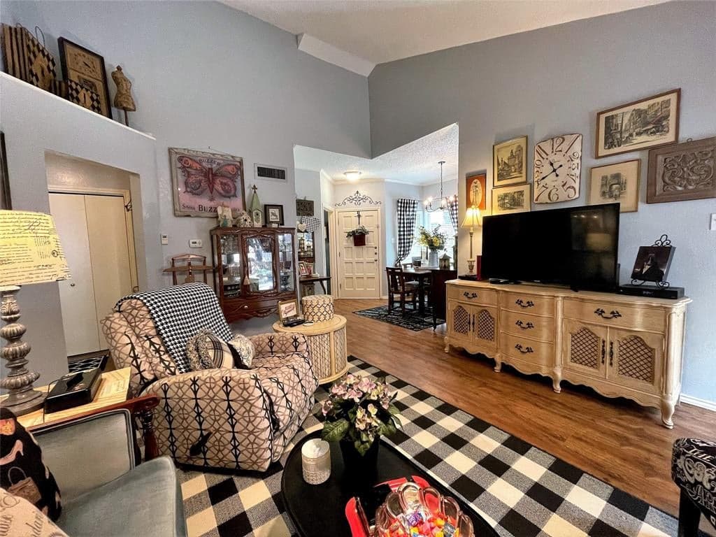 Gallery image 4