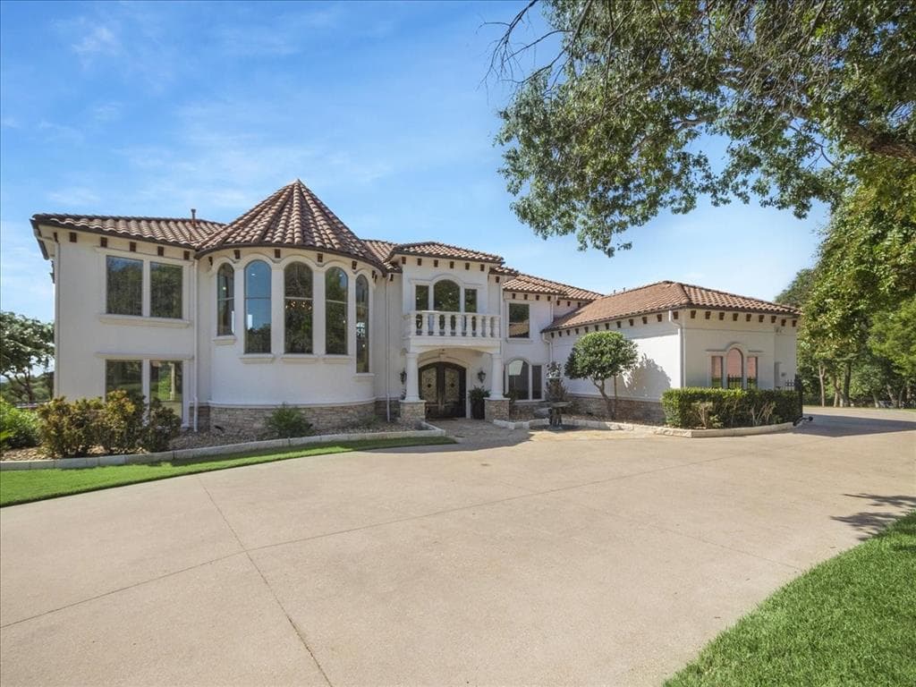 2425 Scenic Ct