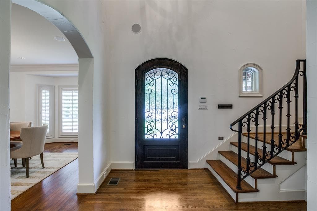 Gallery image 4