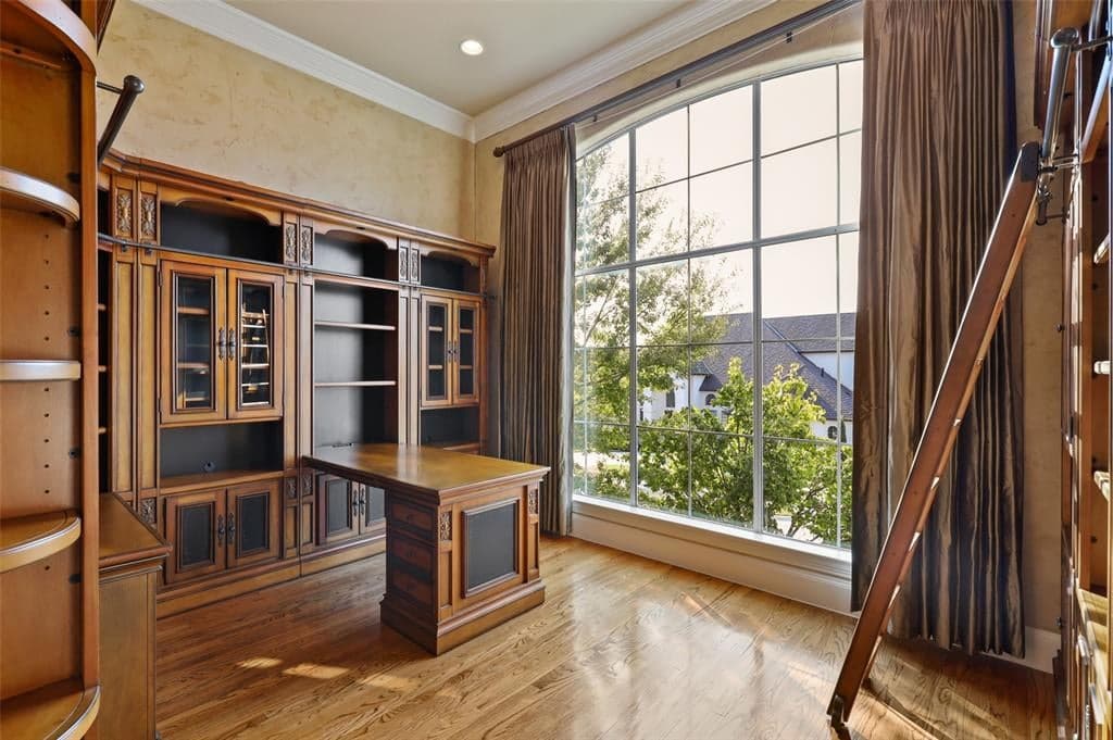 Gallery image 4