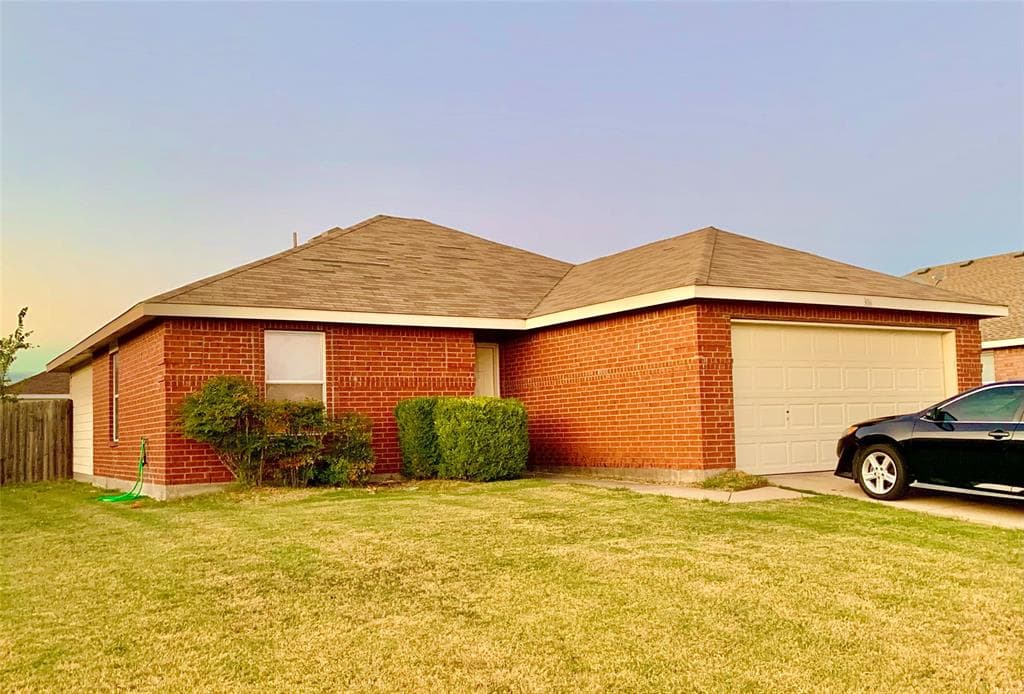 306 Olivia Ln