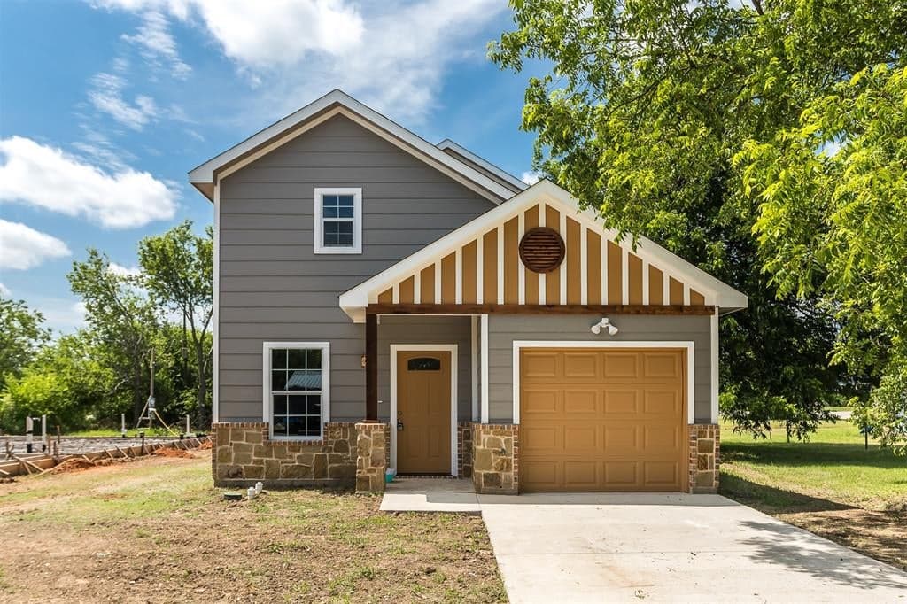 Main property image