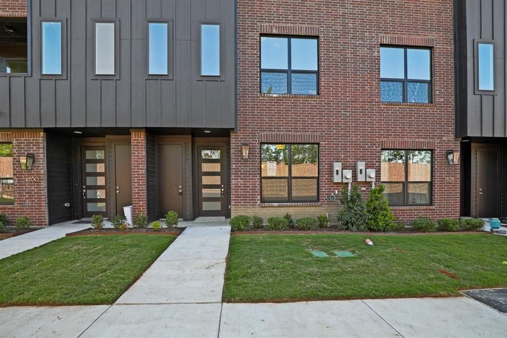 1737 W Cantey St