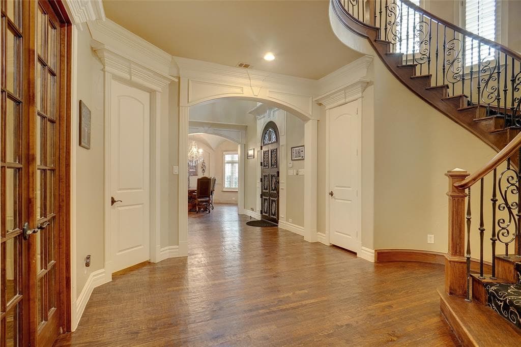 Gallery image 3