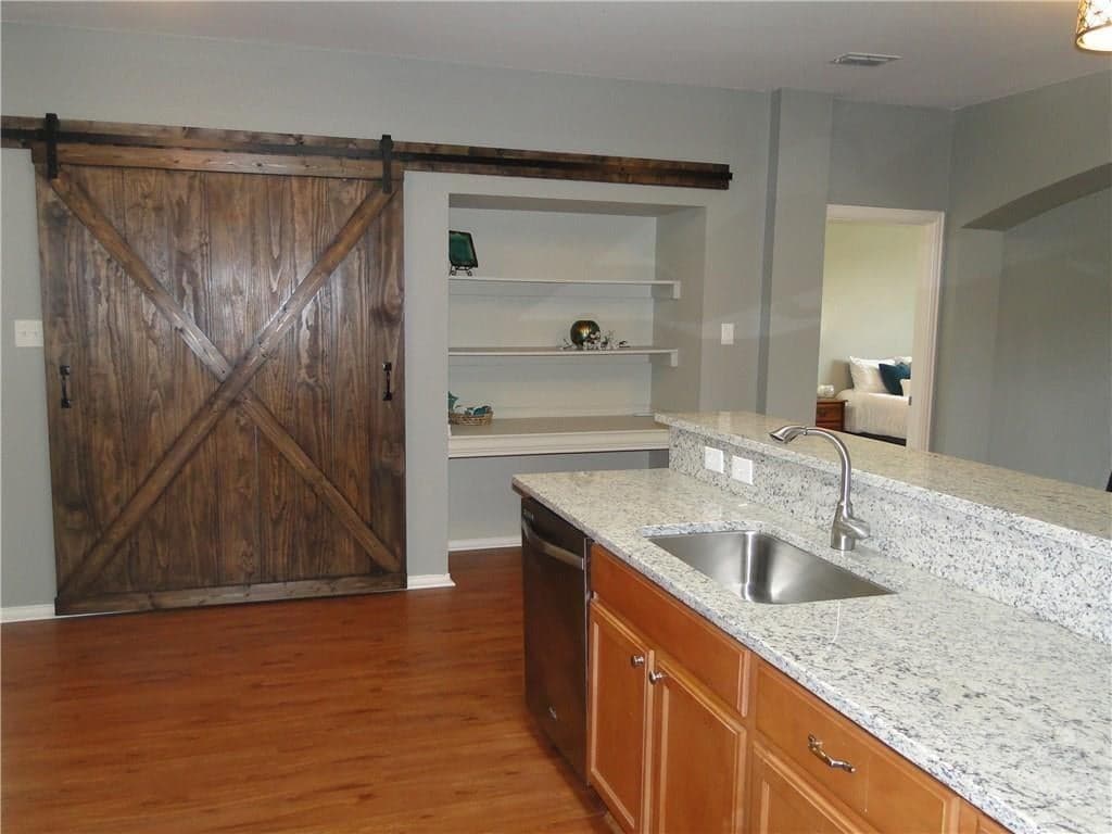 Gallery image 4